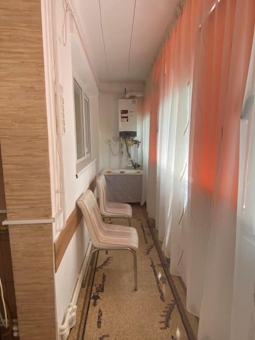 Galaţi Apartment For Rent מראה חיצוני תמונה