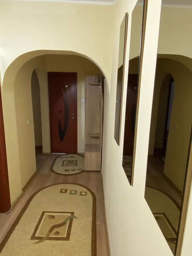 Galaţi Apartment For Rent מראה חיצוני תמונה