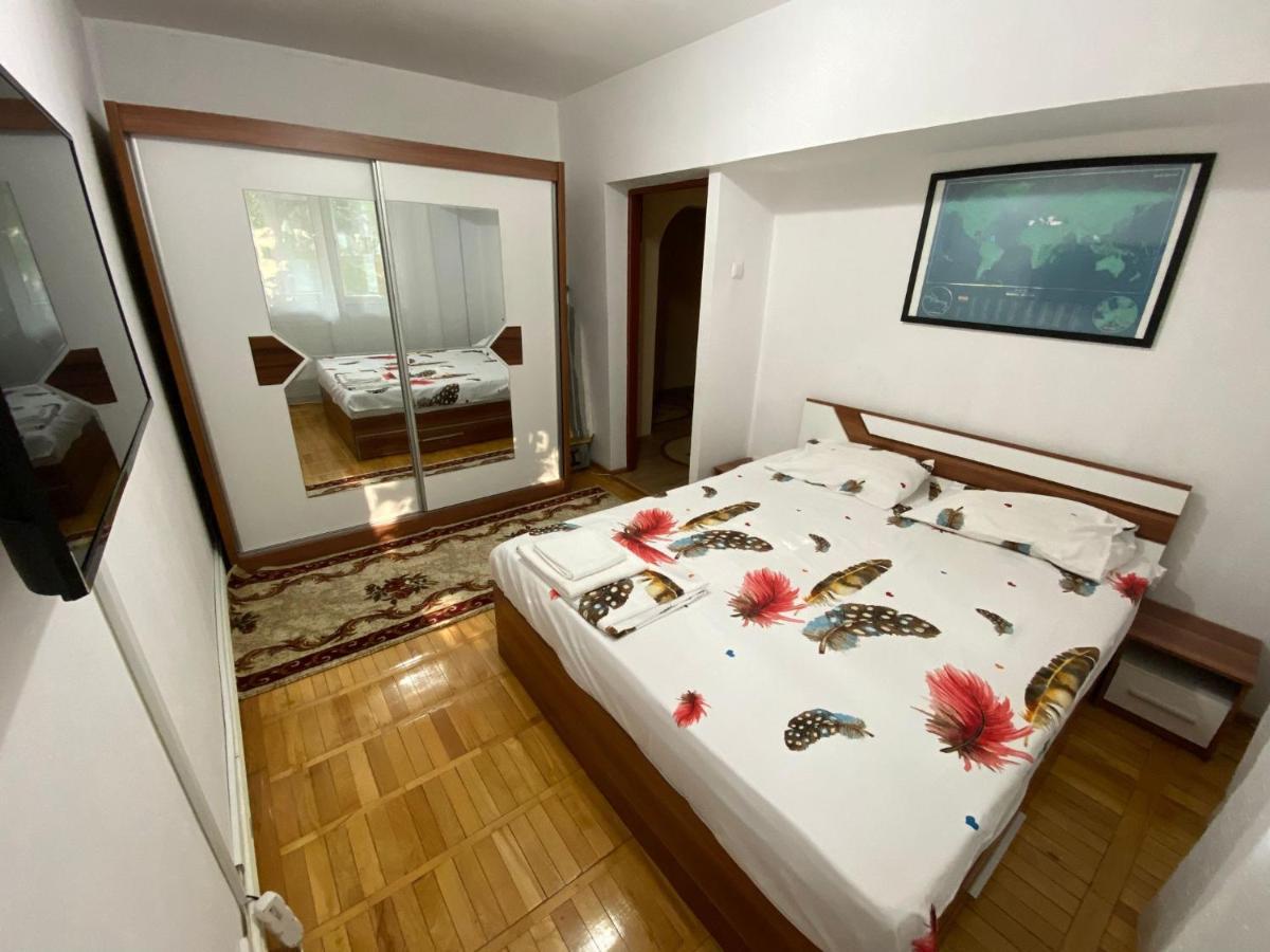 Galaţi Apartment For Rent מראה חיצוני תמונה