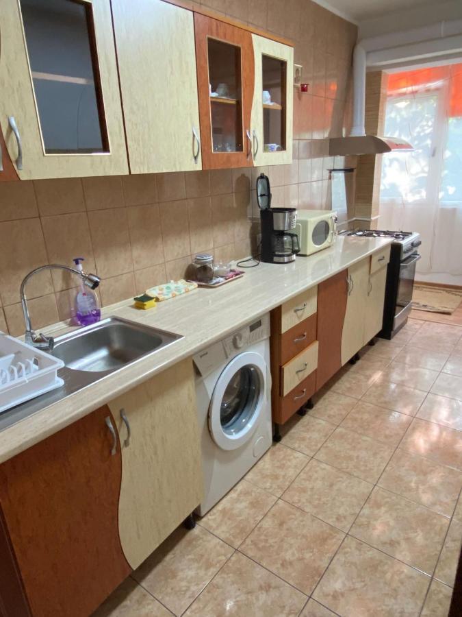 Galaţi Apartment For Rent מראה חיצוני תמונה